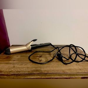 Large barrel curling iron